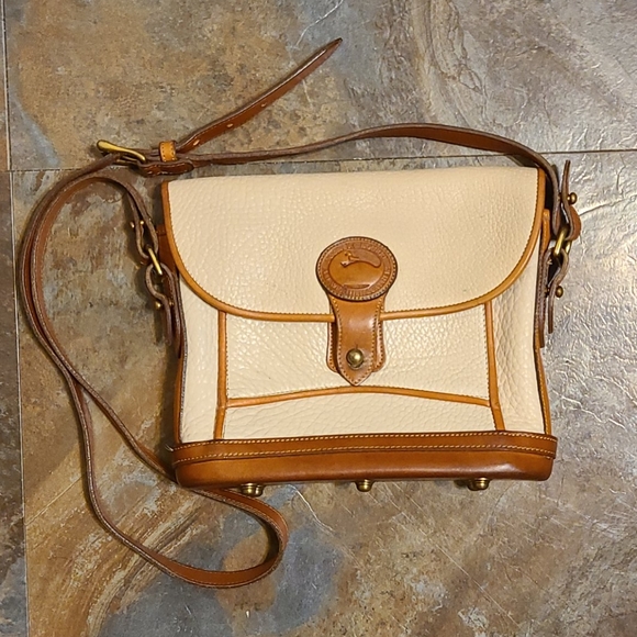 Dooney Bourke Bags Vintage Dooney Bourke Crossbody Bag Poshmark